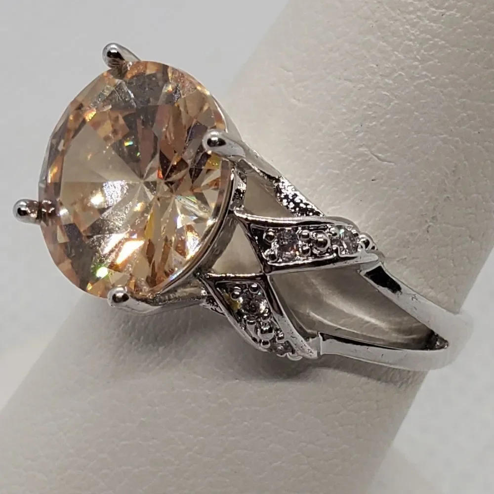 Sterling Silver Yellow Stone Ring (7.5)